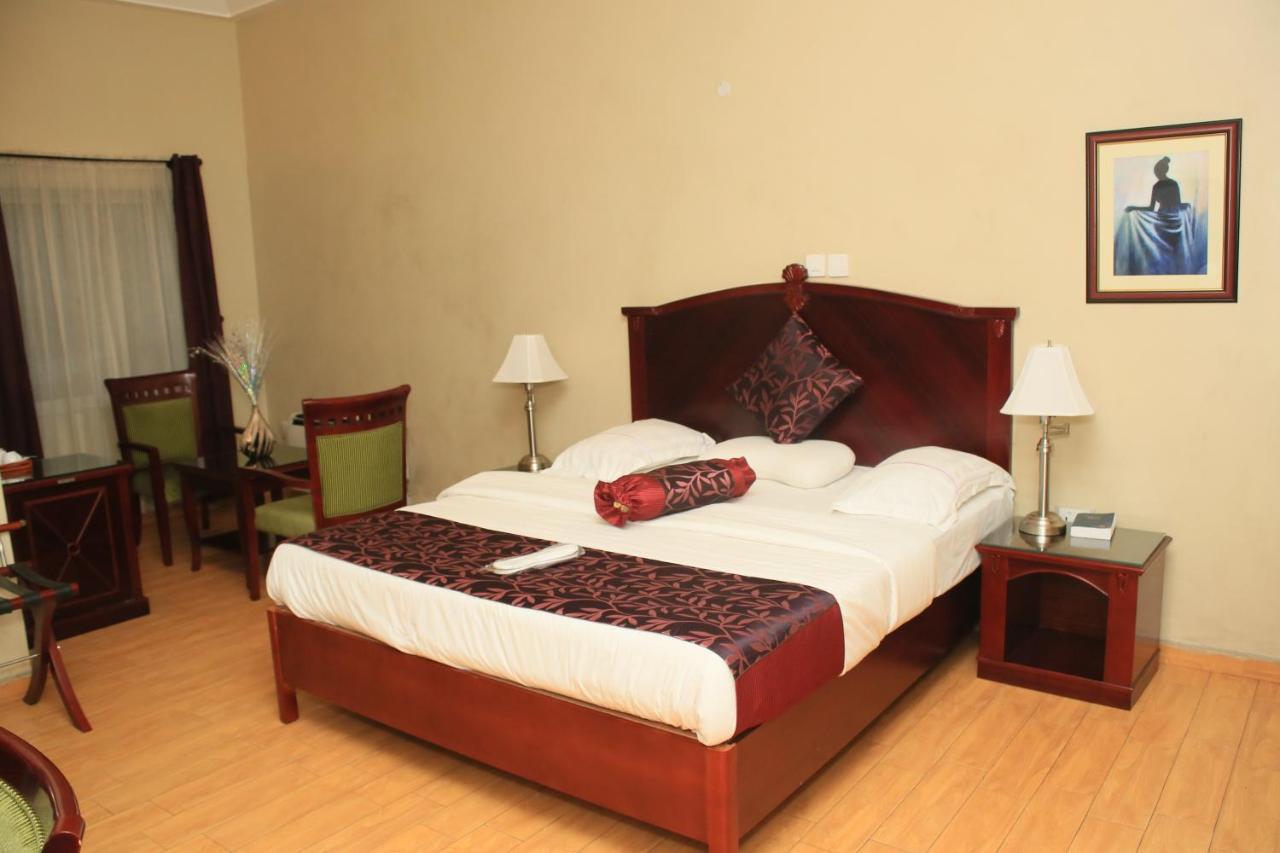 Oxygen Holiday Resort Owerri Exterior foto